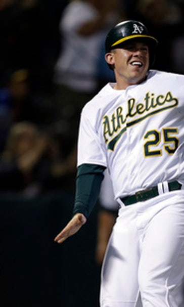Chapman's 1st hit leads Athletics to 7-6 win over Yankees (Jun 16, 2017)